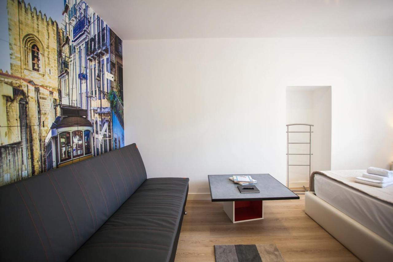 Amalia Apartments In Santos Lisbon Luaran gambar