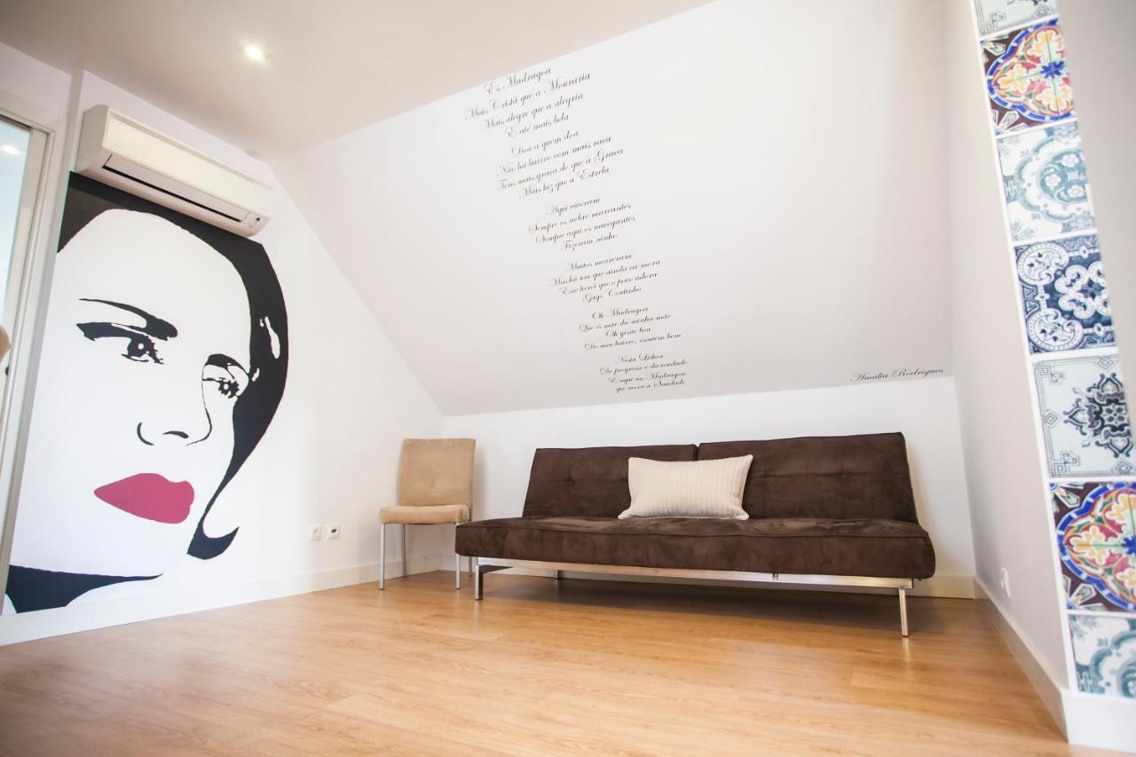 Amalia Apartments In Santos Lisbon Luaran gambar