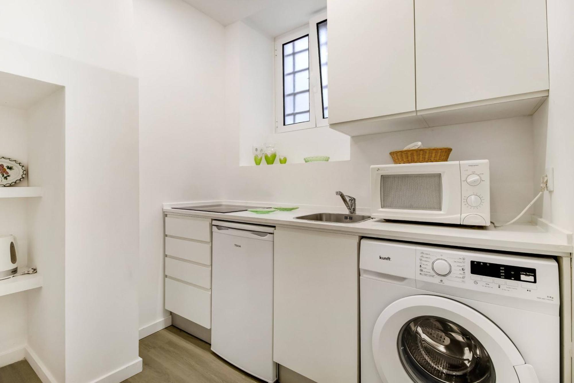 Amalia Apartments In Santos Lisbon Luaran gambar