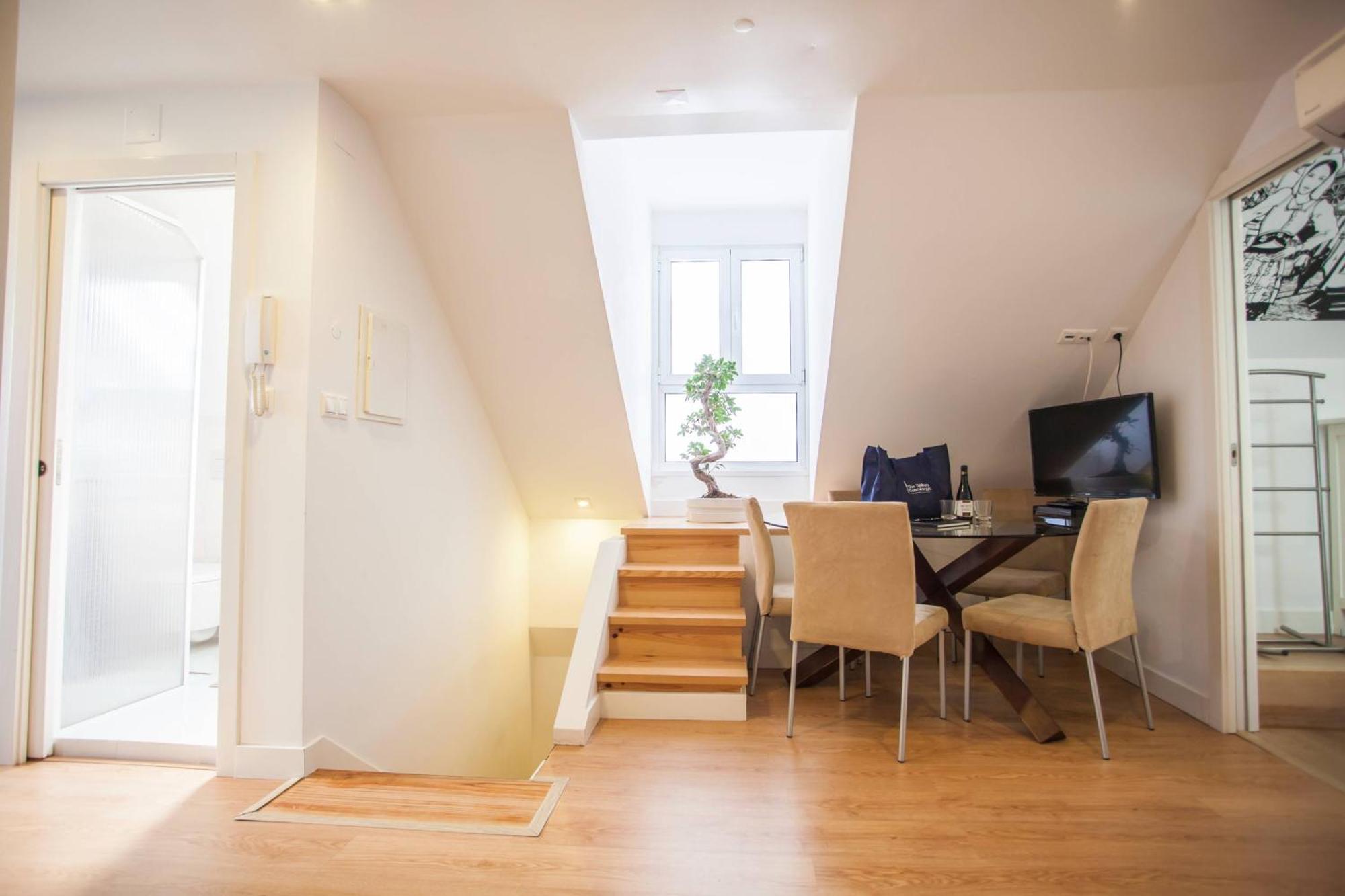 Amalia Apartments In Santos Lisbon Luaran gambar
